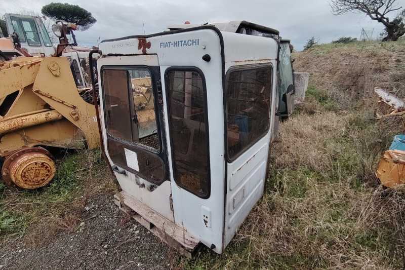 OmecoHub - Immagine FIAT HITACHI FH300